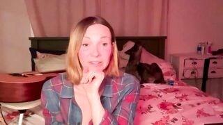 kaileeshy - trading her beautiful body on Chaturbate Recorded interaction Webcam snapshot sir whore